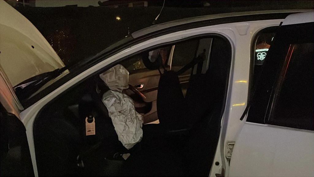 Eyüpsultan'da Kaygan Yolda Kaza: Üç Yaralı