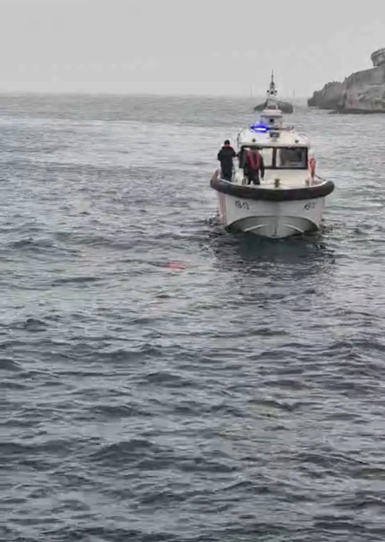 Amasra'da Denizde Bulunan Kadın Hastaneye Kaldırıldı
