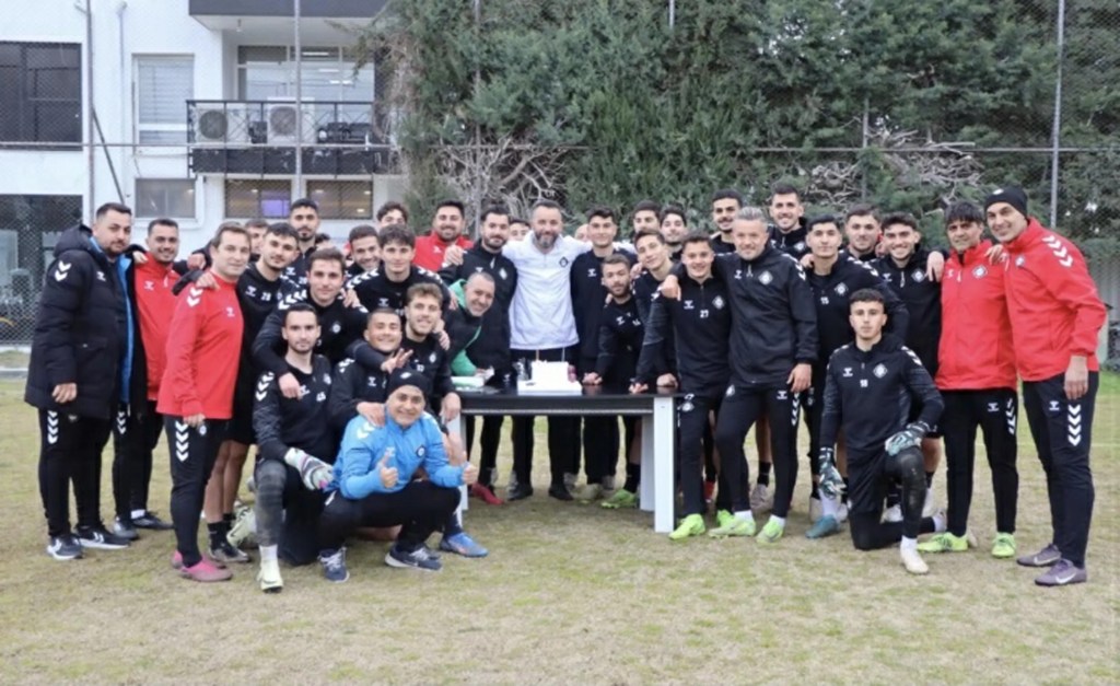 Altay Taraftarlarından Takıma Moral Desteği
