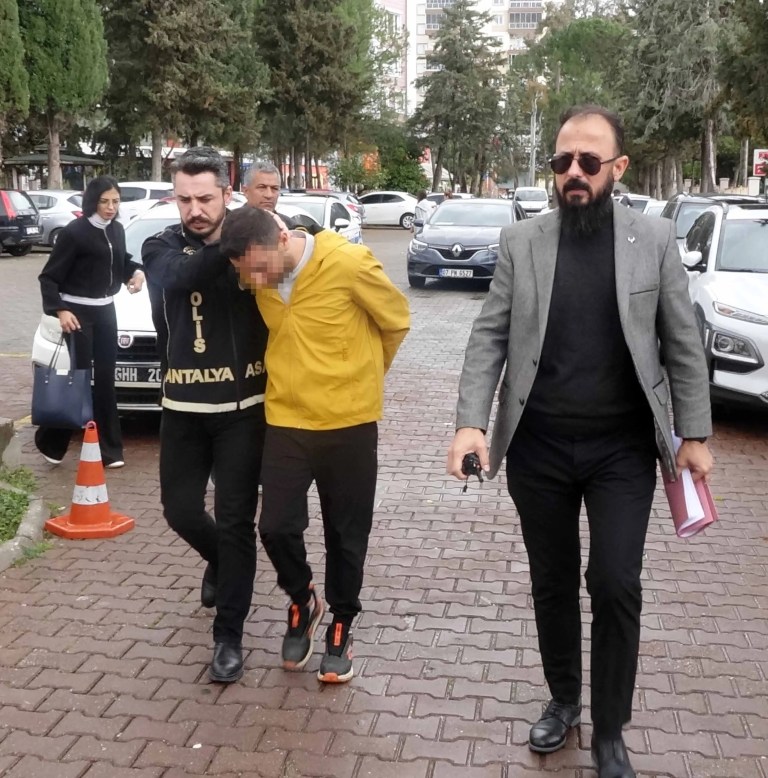 Antalya'da Pompalı Tüfekle Yaralama Olayı