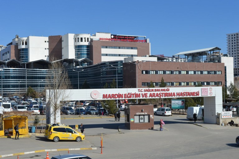 Mardin'de Kardeşler Arasında Silahlı Kavga: 1 Kişi Hayatını Kaybetti