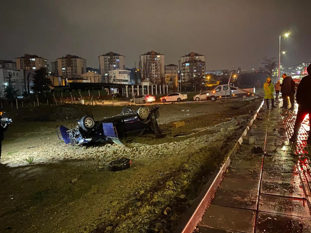 Ankara'da Korkunç Kaza: Otomobil Takla Attı, 1 Ölü