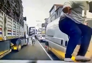 Adana'da Trafikte Tehdit ve Ceza: Baba ve Oğul Tutuklandı