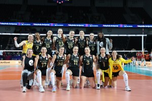 VakıfBank AXA Sigorta Kupa Voley'de Finale Yükseldi