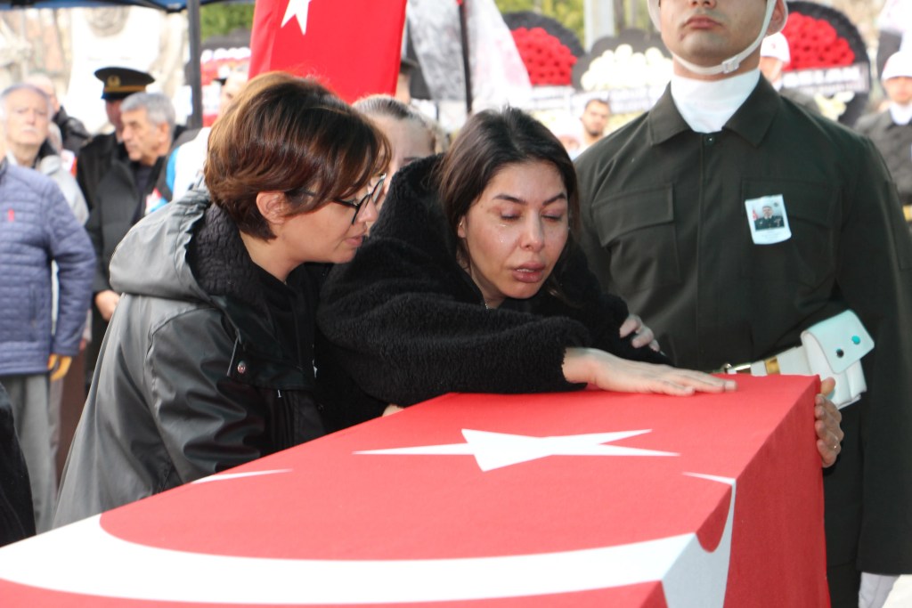 Şehit Binbaşı Sinan Taştekin Isparta'da Son Yolculuğuna Uğurlandı