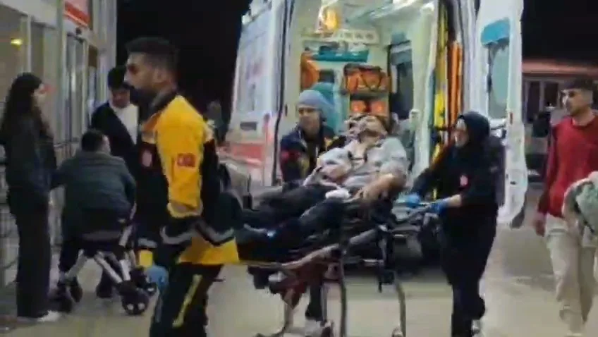 Adana Kozan'da Bıçaklı Kavga: İki Kişi Yaralandı