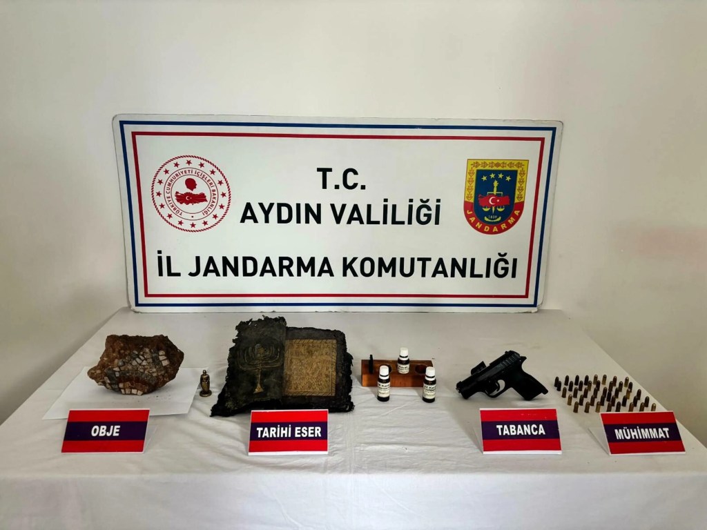 Aydın'da Tarihi Eser Operasyonu: Tılsım Kitabı Bulundu