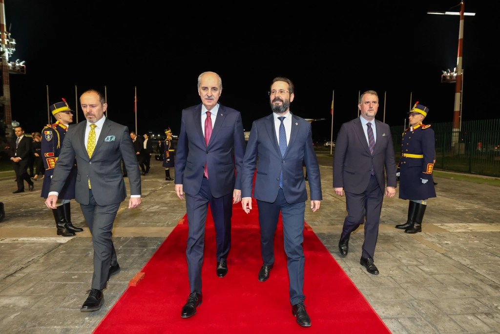 TBMM Başkanı Kurtulmuş Romanya'da Resmi Temaslarda