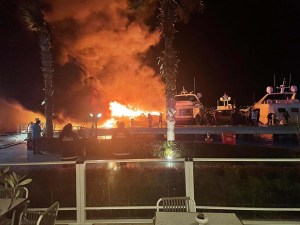 Bodrum'da Marina Yangını: 7 Motoryat Battı