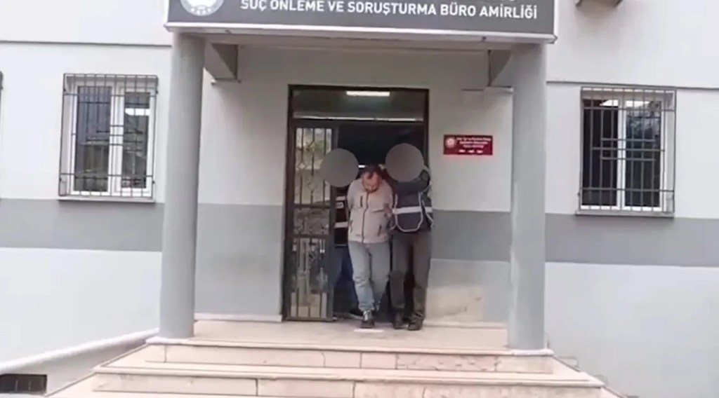 Bursa'da Hapis Cezası Bulunan 4 Kişi Yakalandı
