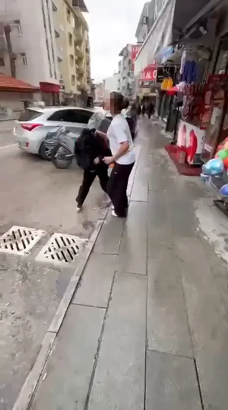 Isparta'da Kız Öğrenciler Arasında Şiddet Olayı