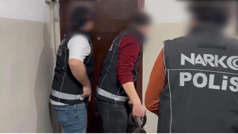 Şişli'de Uyuşturucu Operasyonu: Beş Kişi Gözaltında