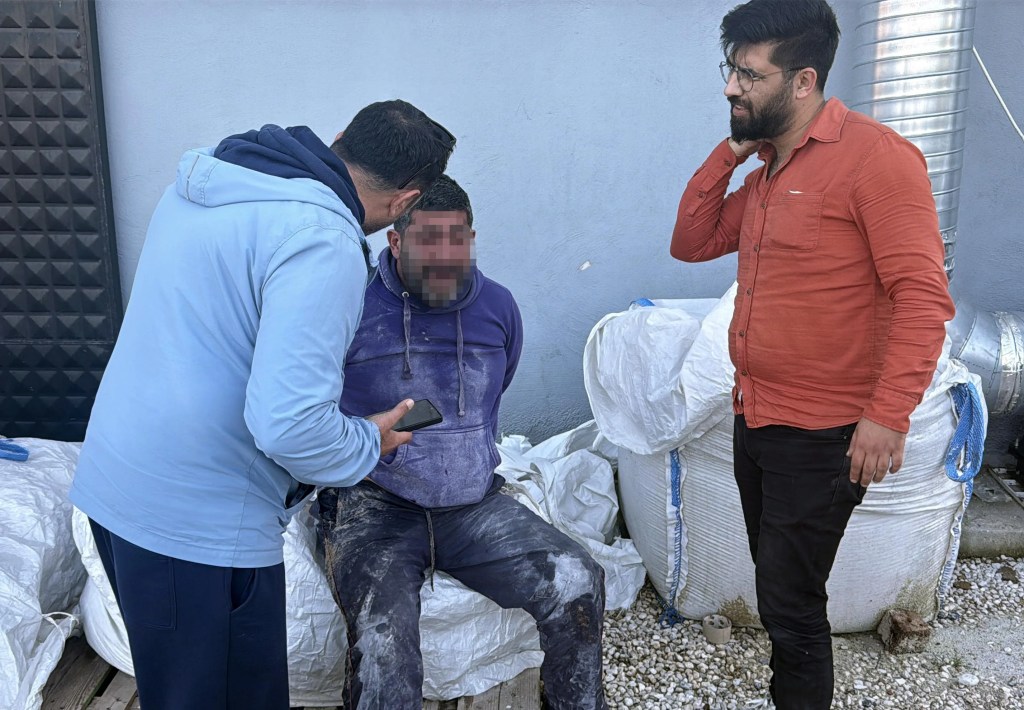 Antalya'da Maaşını Alamayan Bekçi İş Yerini Ateşe Verdi