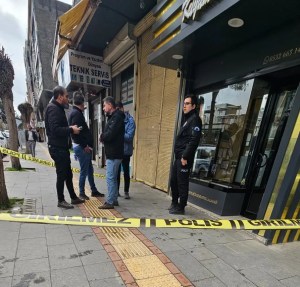 Bismil'de Kuyumcuda Silahlı Soygun Girişimi