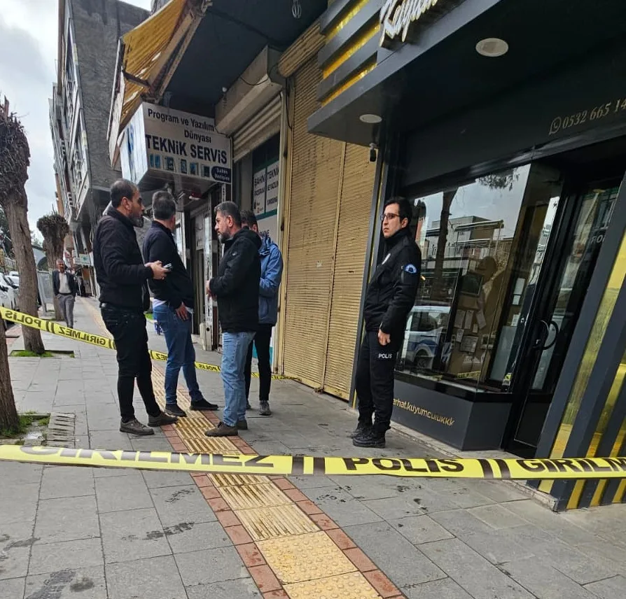 Bismil'de Kuyumcuda Silahlı Soygun Girişimi