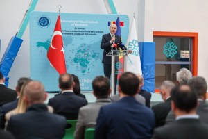 TBMM Başkanı Kurtulmuş Bükreş'te Türk Toplumu ile Buluştu