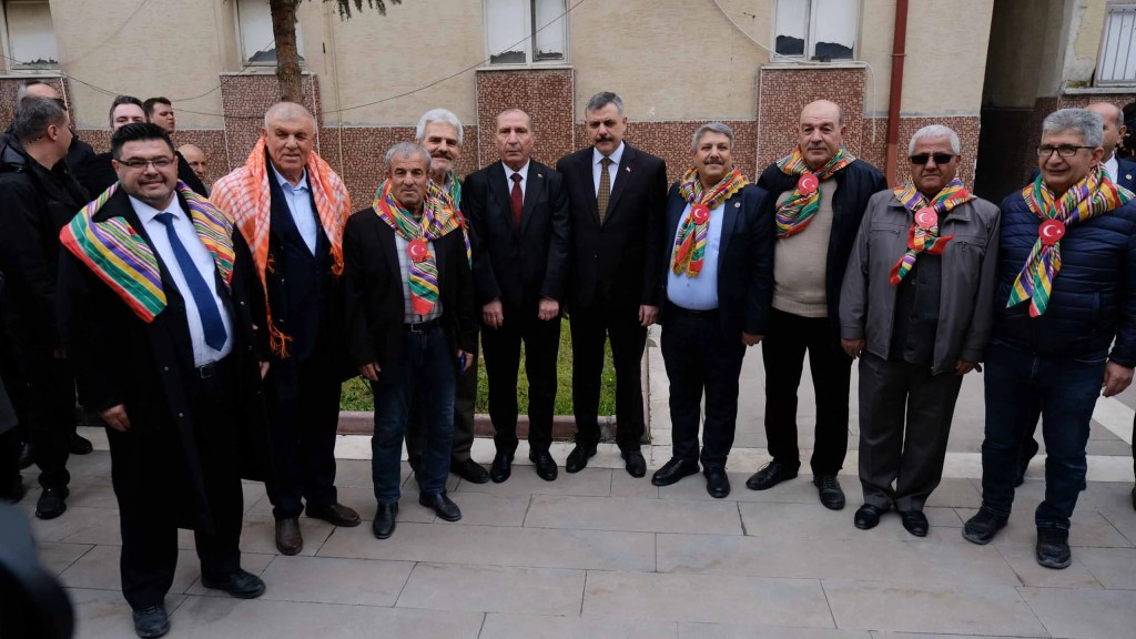 Bakan Çiftçi Konya'da Hemşehrileriyle Buluştu