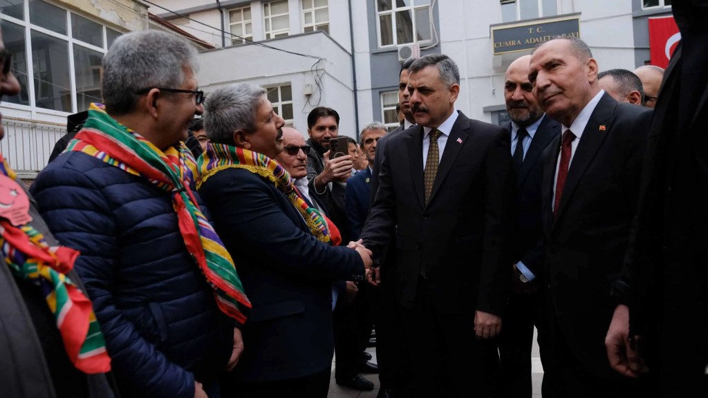 Bakan Çiftçi Konya'da Hemşehrileriyle Buluştu