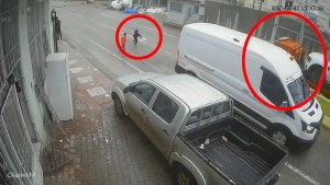 Çekici Sürücüsünün Dikkati Çocuğu Kazadan Kurtardı