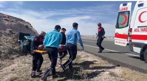 Nevşehir'de Şarampole Devrilen Araçta Sürücü Yaralandı