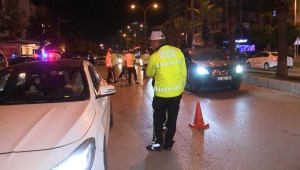Adana'da Trafik Denetiminde Sürücülere Ceza Yağdı