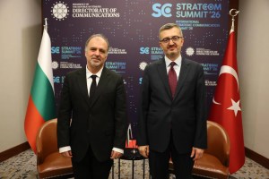 İletişim Başkanı Duran, STRATCOM Zirvesi'nde önemli görüşmeler yaptı