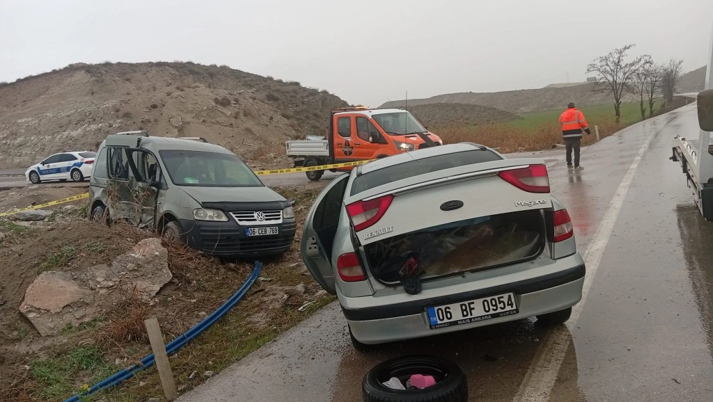 Ankara Beypazarı'nda Trafik Kazası: 1 Ölü, 5 Yaralı