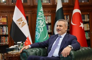 Bakan Fidan İslamabad'da kritik toplantıya katıldı