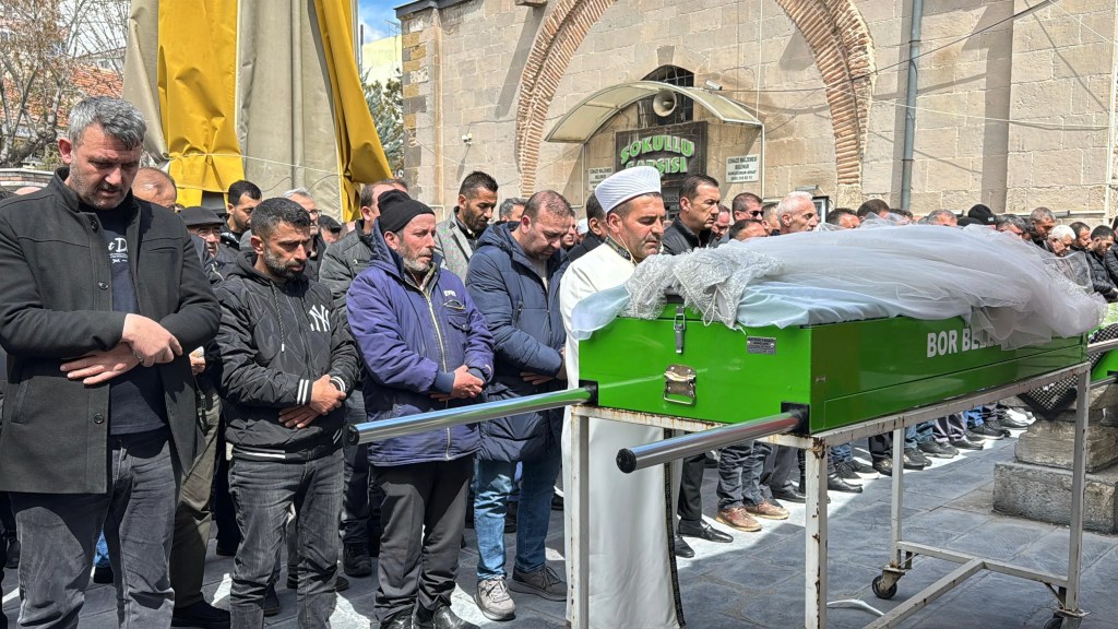 Niğde'de Boşanma Aşamasındaki Kadın Cinayeti
