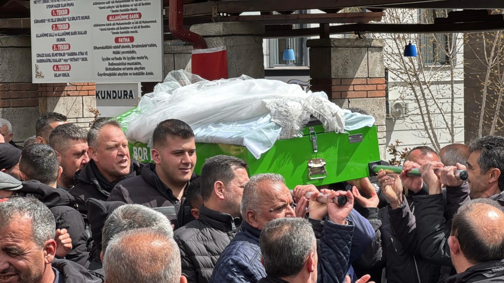 Niğde'de Boşanma Aşamasındaki Kadın Cinayeti