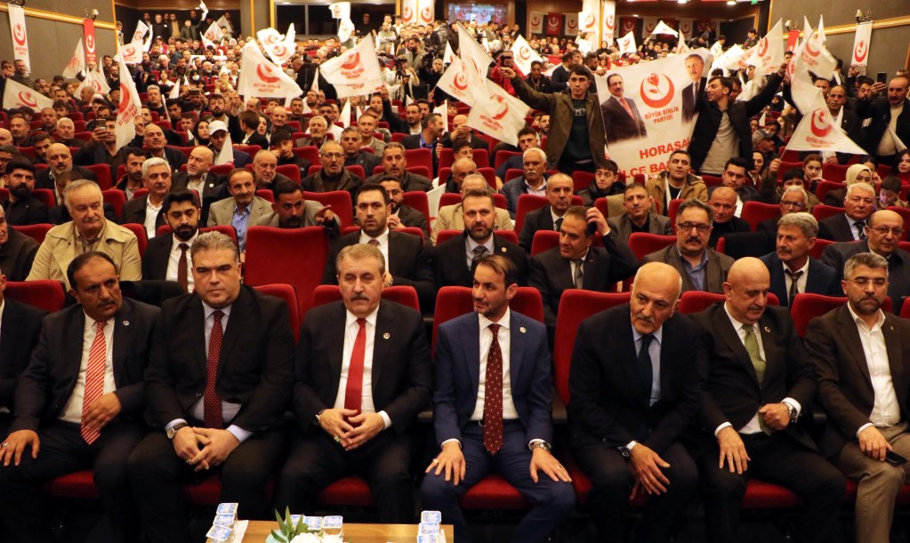 Mustafa Destici: Türkiye Emperyalist Planların Parçası Olmamalı
