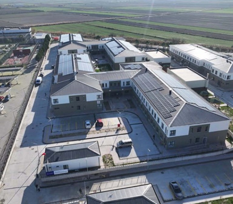 Kız Yurduna Girmeye Çalışan Şüpheli Yakalandı