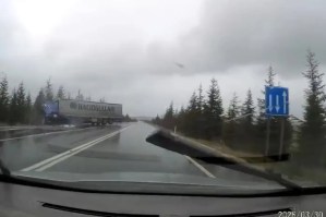 Eskişehir'de TIR Kazası: 1 Ölü, 2 Yaralı
