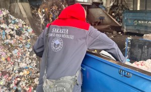 Sakarya'da Tarihi Geçmiş 200 Kilo Tavuk Eti Bulundu