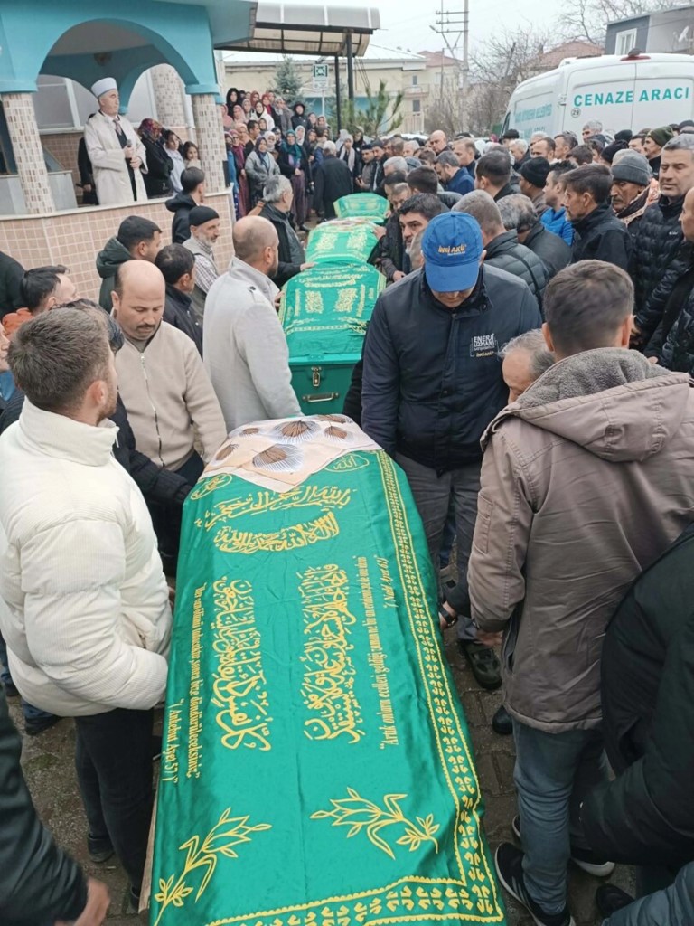 Manisa'da Aile Faciası: Dört Kişi Hayatını Kaybetti