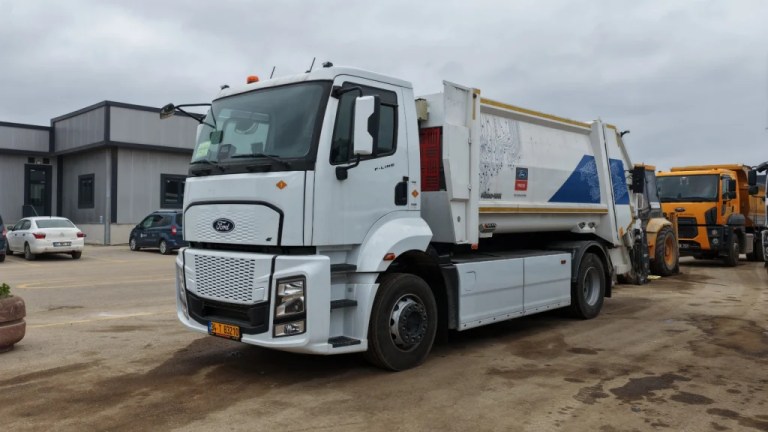 Başiskele’de elektrikli çöp kamyonu dönemi başlıyor