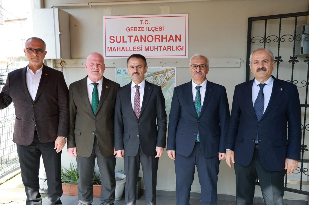 Vali Aktaş Gebze Sultanorhan Mahallesi’ni ziyaret etti