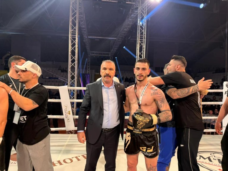 Dilovası’nda Nefes Kesen Boks Gecesi