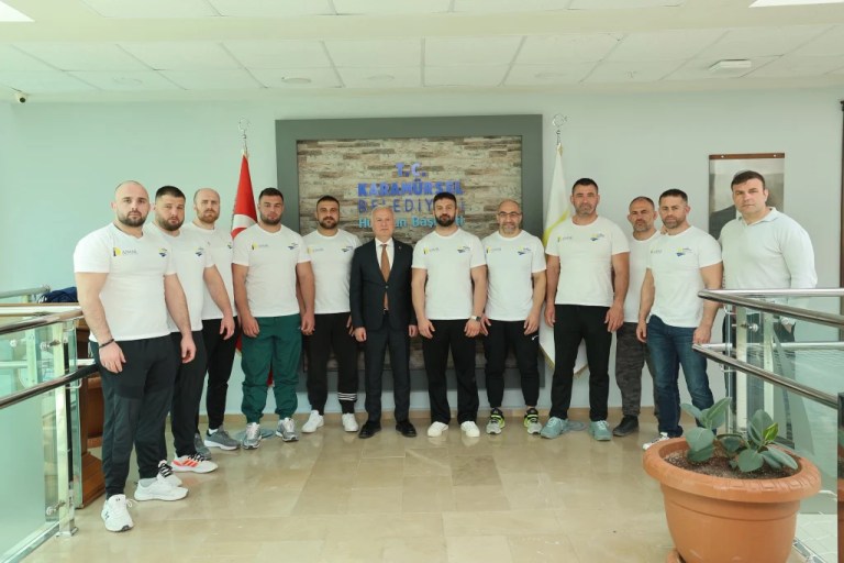 Karamürsel Güreş Takımı Yeni Sezon İçin İddialı