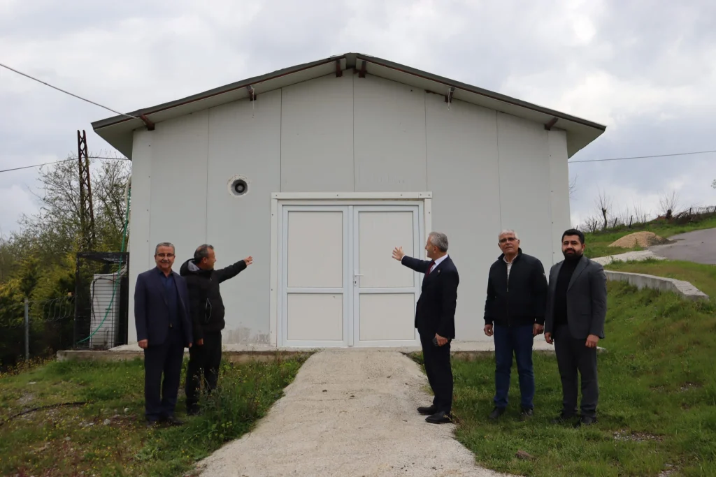 İzmit Belediyesi’nden Karagöz’e İpek Böceği Tepkisi