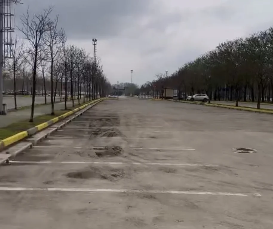 İzmit Ncity AVM otoparkı karavanlardan temizlendi