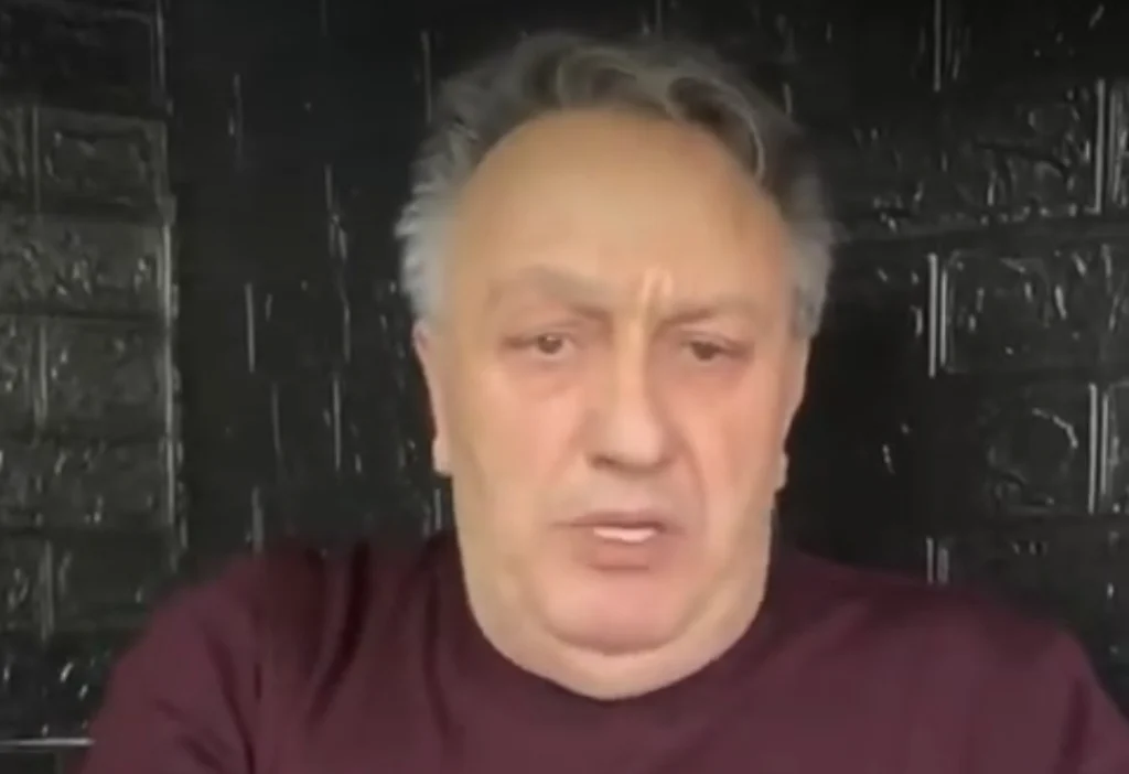 İsmail Türüt’ten atkı açıklaması: Adam olun!