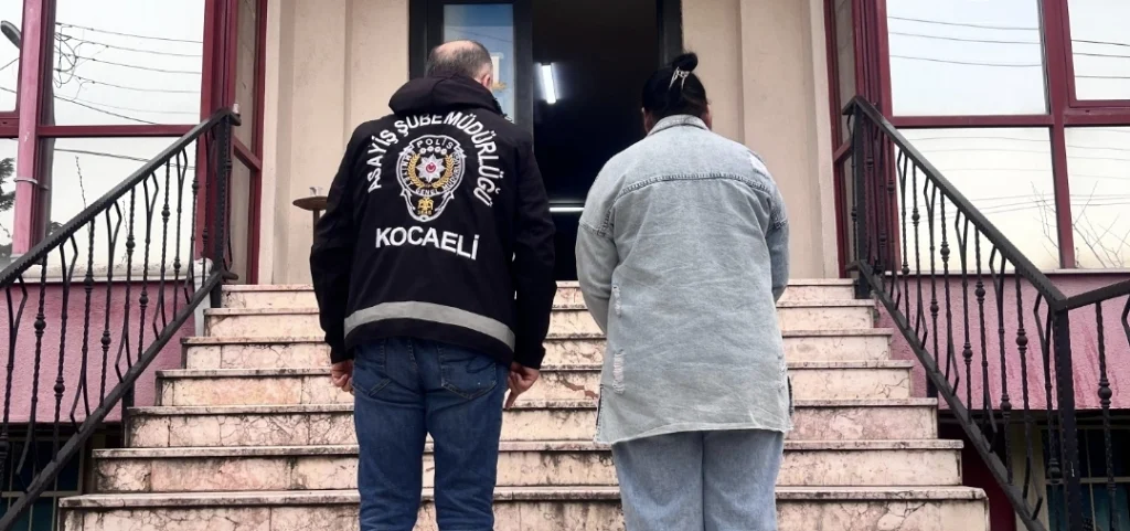 Bilişim Hırsızlığı Yapan Şahıs Darıca’da Yakalandı!