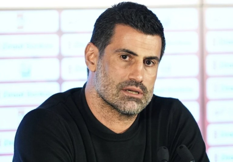 Demirel: Kupa zaferi sonrası lig maçı önceliğimiz