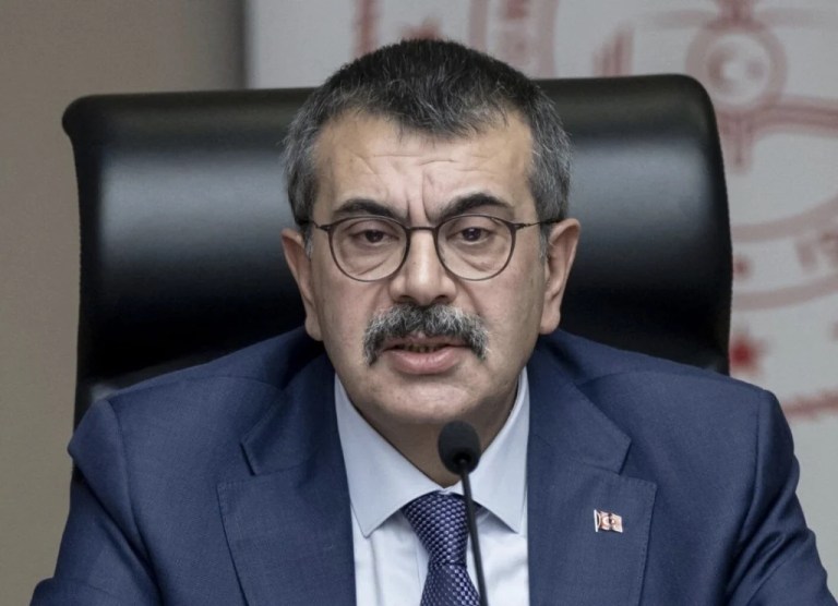 Bakan Tekin’den Okullara Yeni Tedbirler