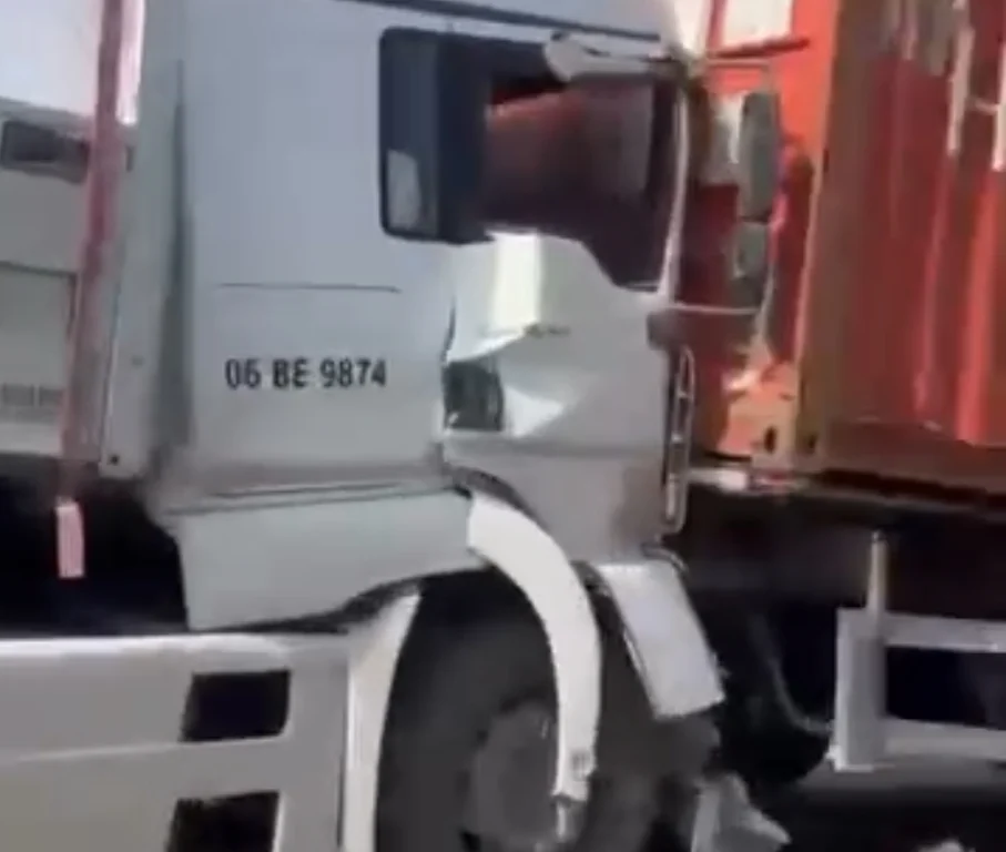 TEM Otoyolu’nda zincirleme kaza: Trafik durdu!