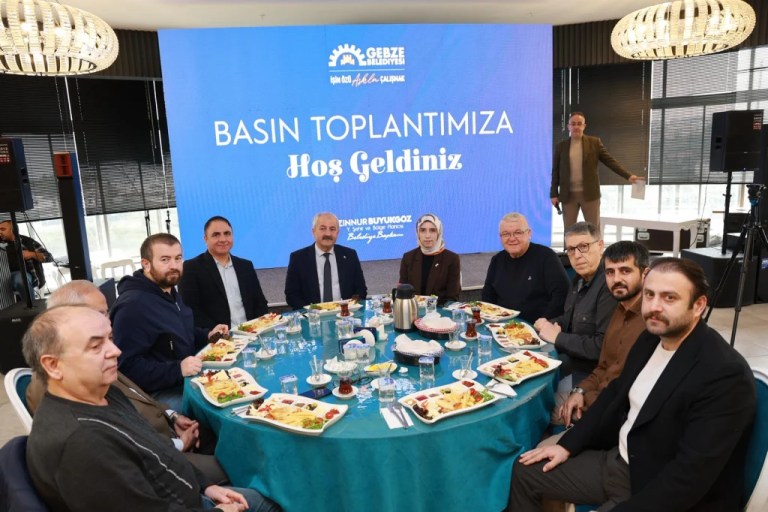 Başkan Büyükgöz’den Gebze’de Yerel Basınla Buluşma