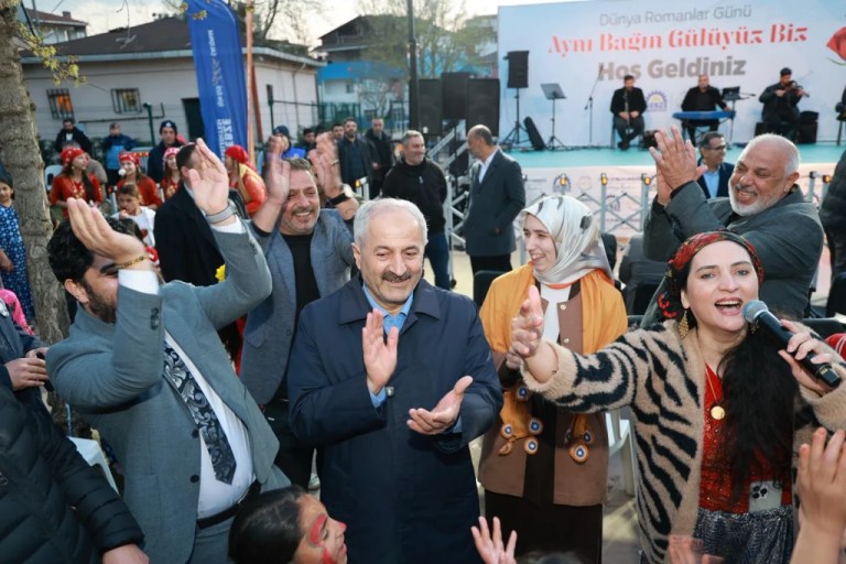 Gebze’de Romanlar Günü kutlaması