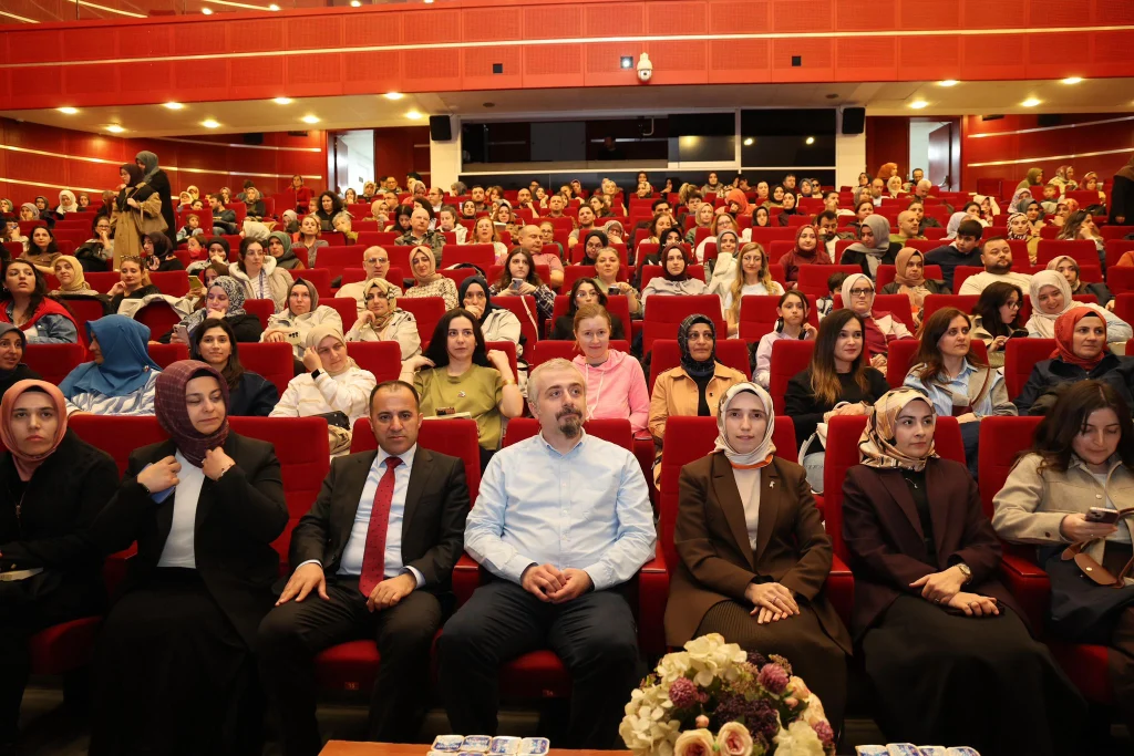 Gebze’de Bilim Dolu Söyleşi: Beyin ve Bağırsak İlişkisi