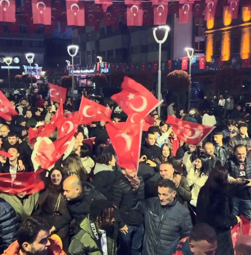 Trabzon'da Milli Zafer Horon ve Kolbastı ile Kutlandı